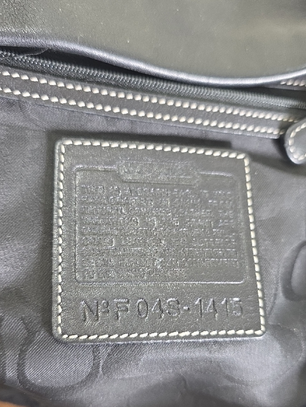 COACH 1415 Vintage 2004 Legacy Slim Black/Silver Smooth Leather Crossbody EUC - Picture 15 of 17